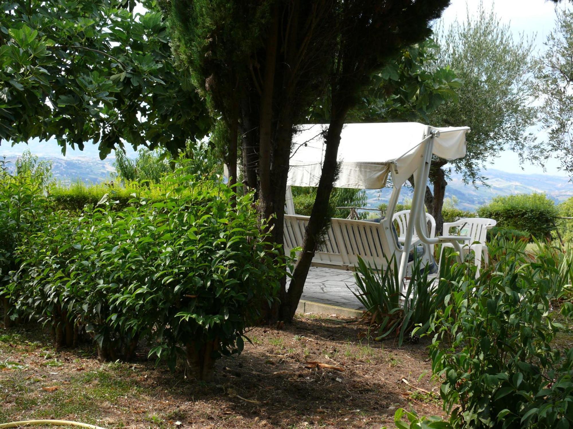 Bed&Breakfast Giardino Agritourist Controguerra Екстериор снимка