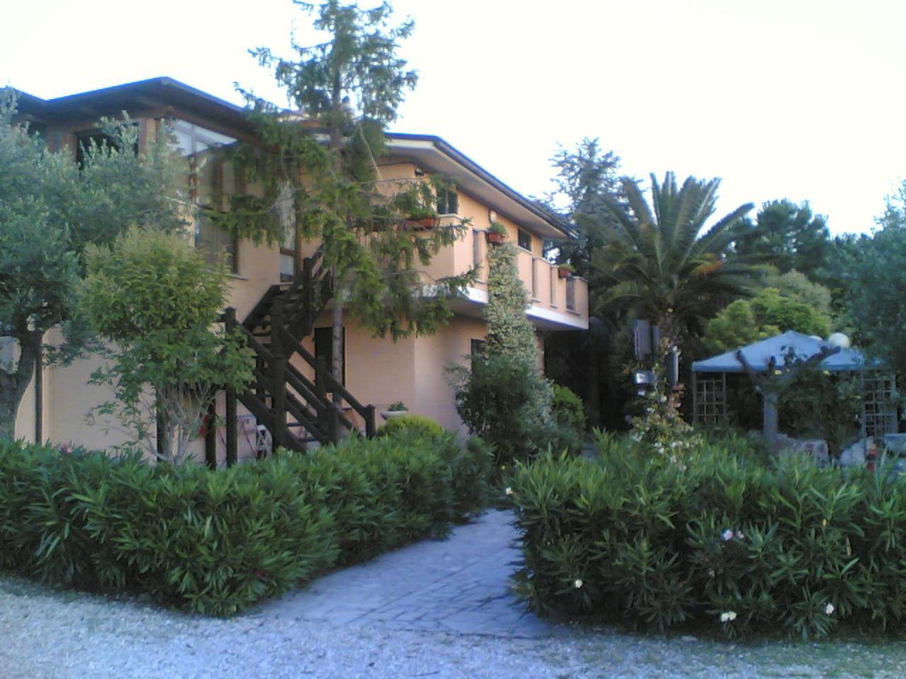 Bed&Breakfast Giardino Agritourist Controguerra Екстериор снимка