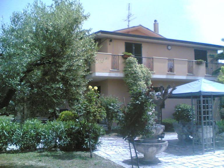 Bed&Breakfast Giardino Agritourist Controguerra Екстериор снимка